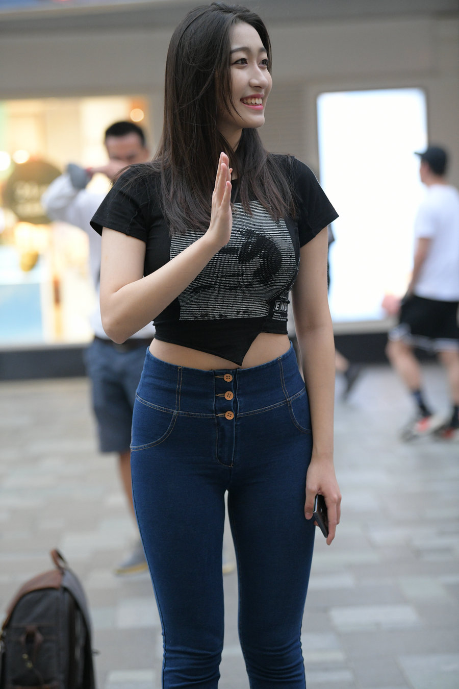 图片[1]-紧身牛仔裤女人J2784 240P-6.66GB-妹妹图库