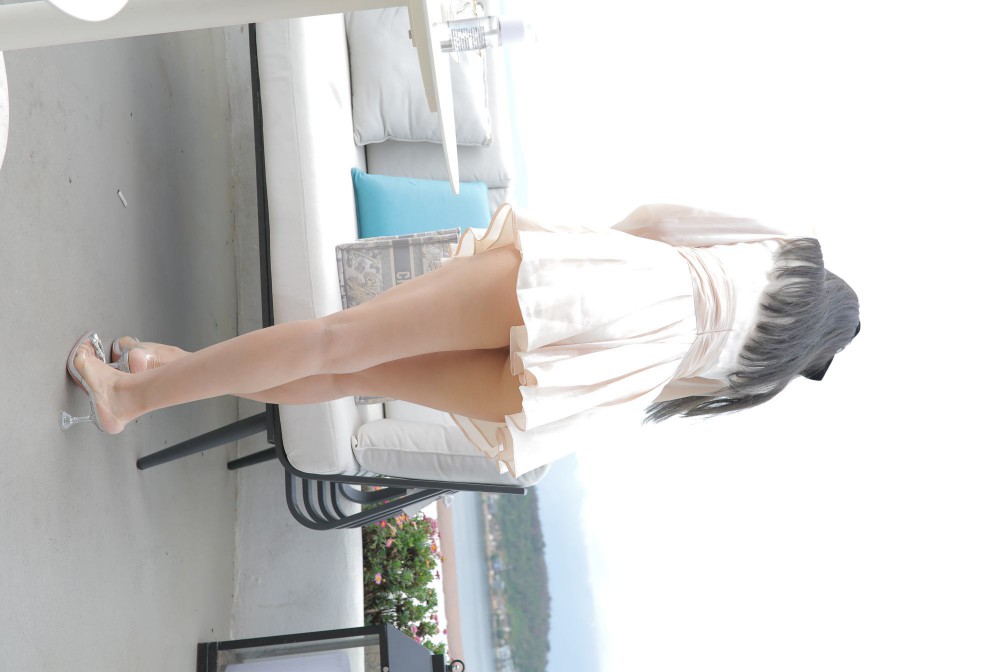 图片[3]-戴黑色蝴蝶结的长发女孩【369P】00027-妹妹图库