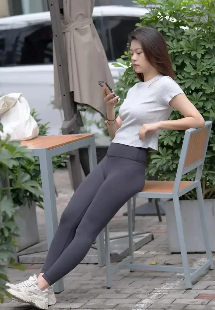 图片[4]-黑色瑜伽裤靓丽女孩J2200 905P1V-30.5GB-妹妹图库