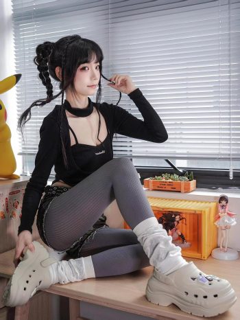 图片[9]-牛仔热裤+灰丝姑娘玩自拍-妹妹图库