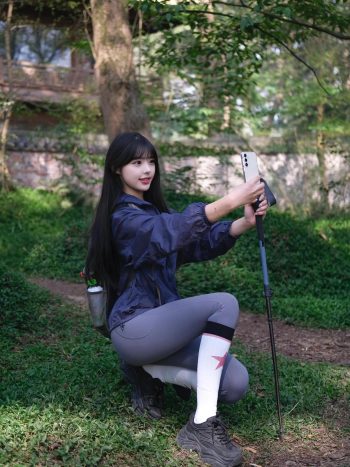 图片[4]-爱爬山的瑜伽裤MM，太甜美了！~-妹妹图库
