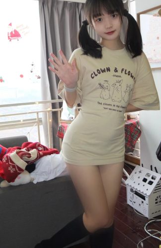 图片[9]-网格丝袜的清纯双马尾小姑娘-妹妹图库