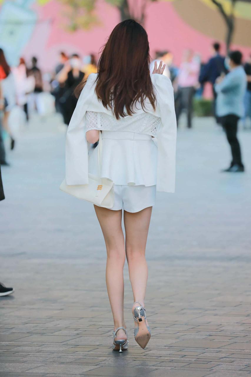 图片[2]-P0299 偶遇穿白裙高跟鞋的小姐姐【108P】1.2GB