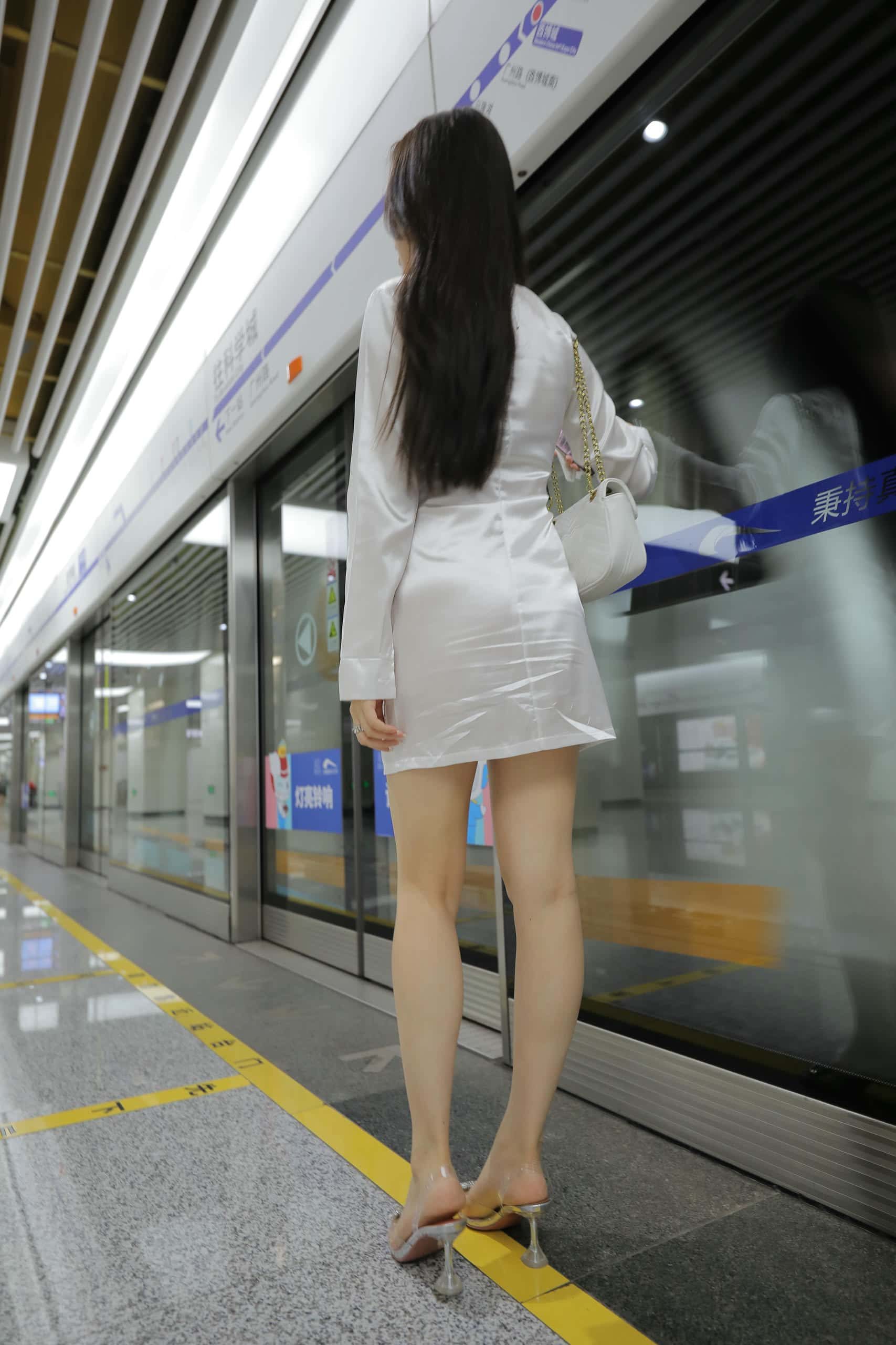 图片[3]-P0365 一个人的车展【668P12V】47.3GB-妹妹图库
