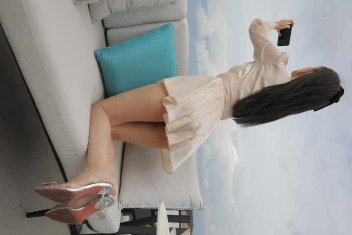 戴黑色蝴蝶结的长发女孩【369P】00027-妹妹图库