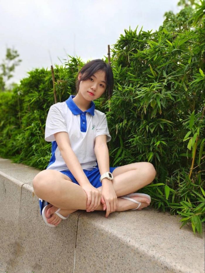 穿校服非常清纯的小姑娘【49P】20003-妹妹图库