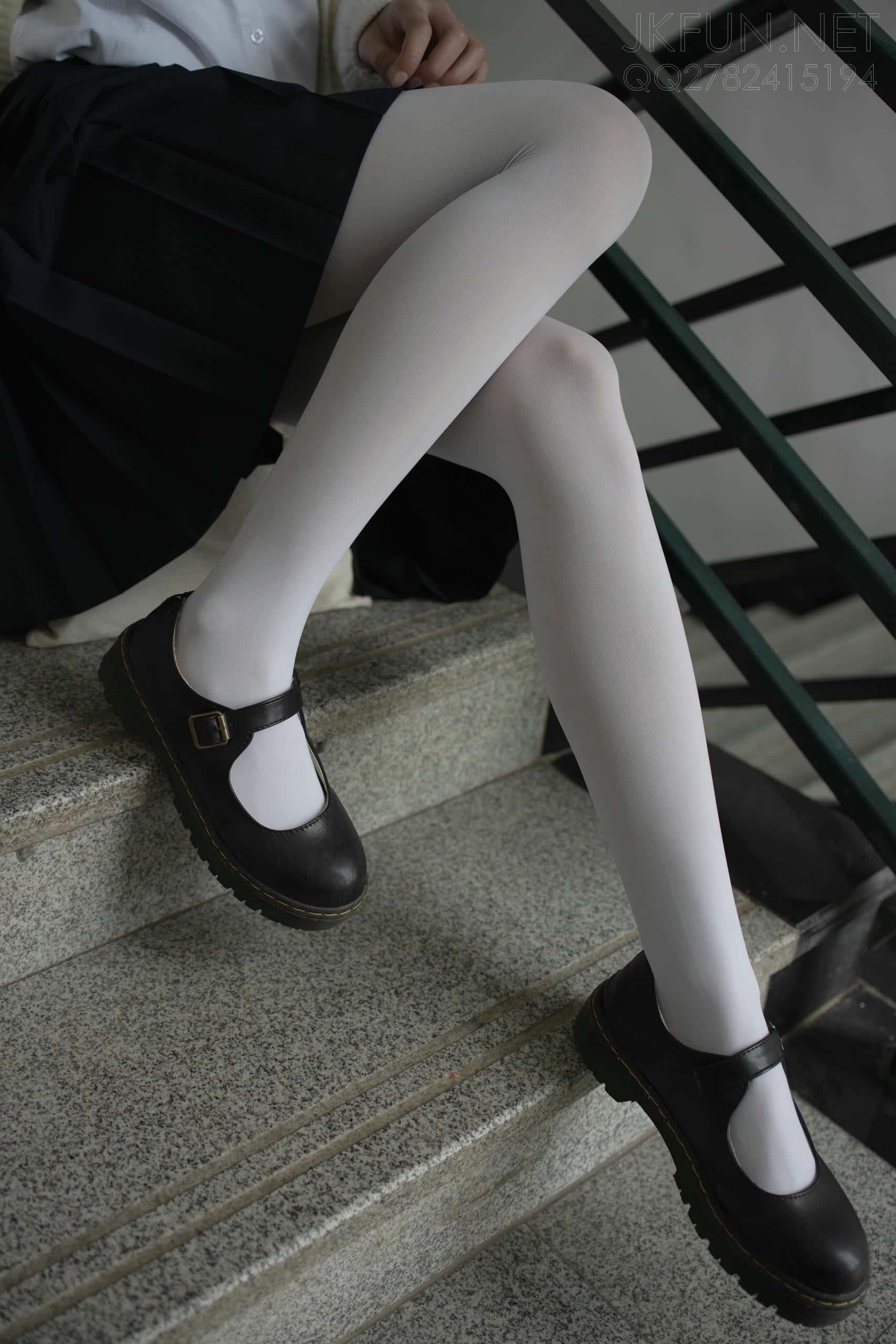 甜美可人的白丝姑娘【127P】J2555-妹妹图库