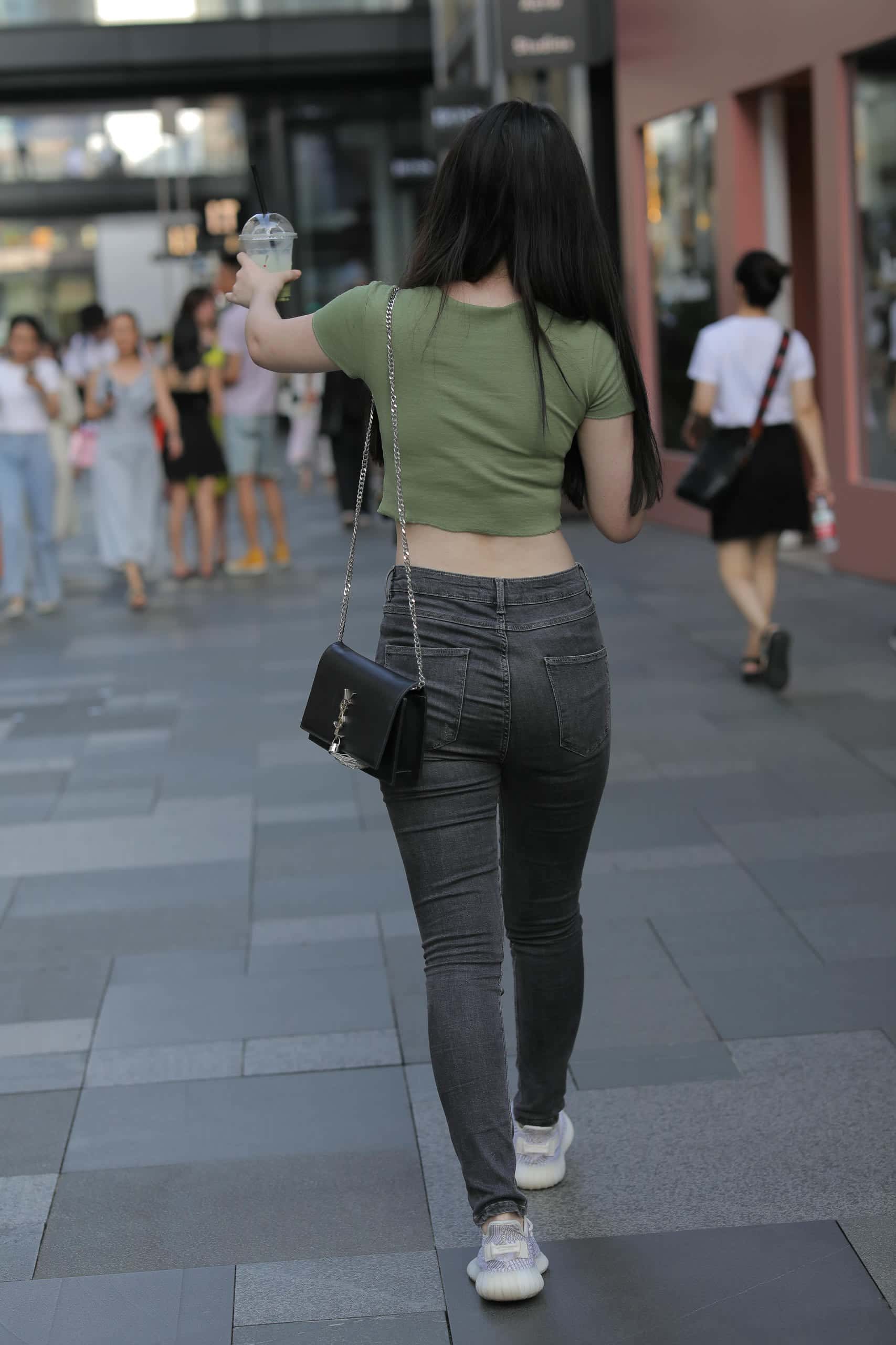 甜美靓丽牛仔裤女孩 【106P】J4144-妹妹图库