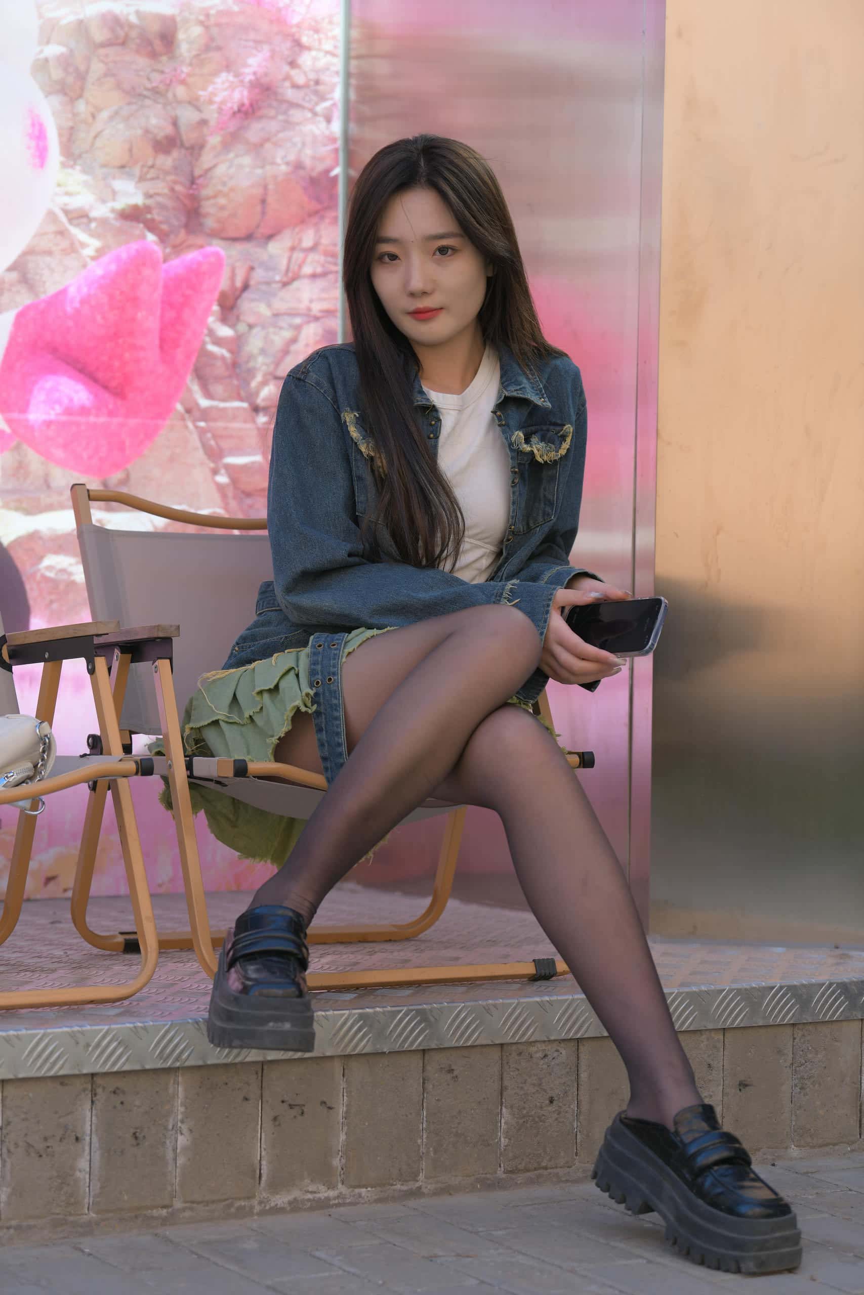 黑丝牛仔裙妹子，长得太标志了【750P】J3414-妹妹图库