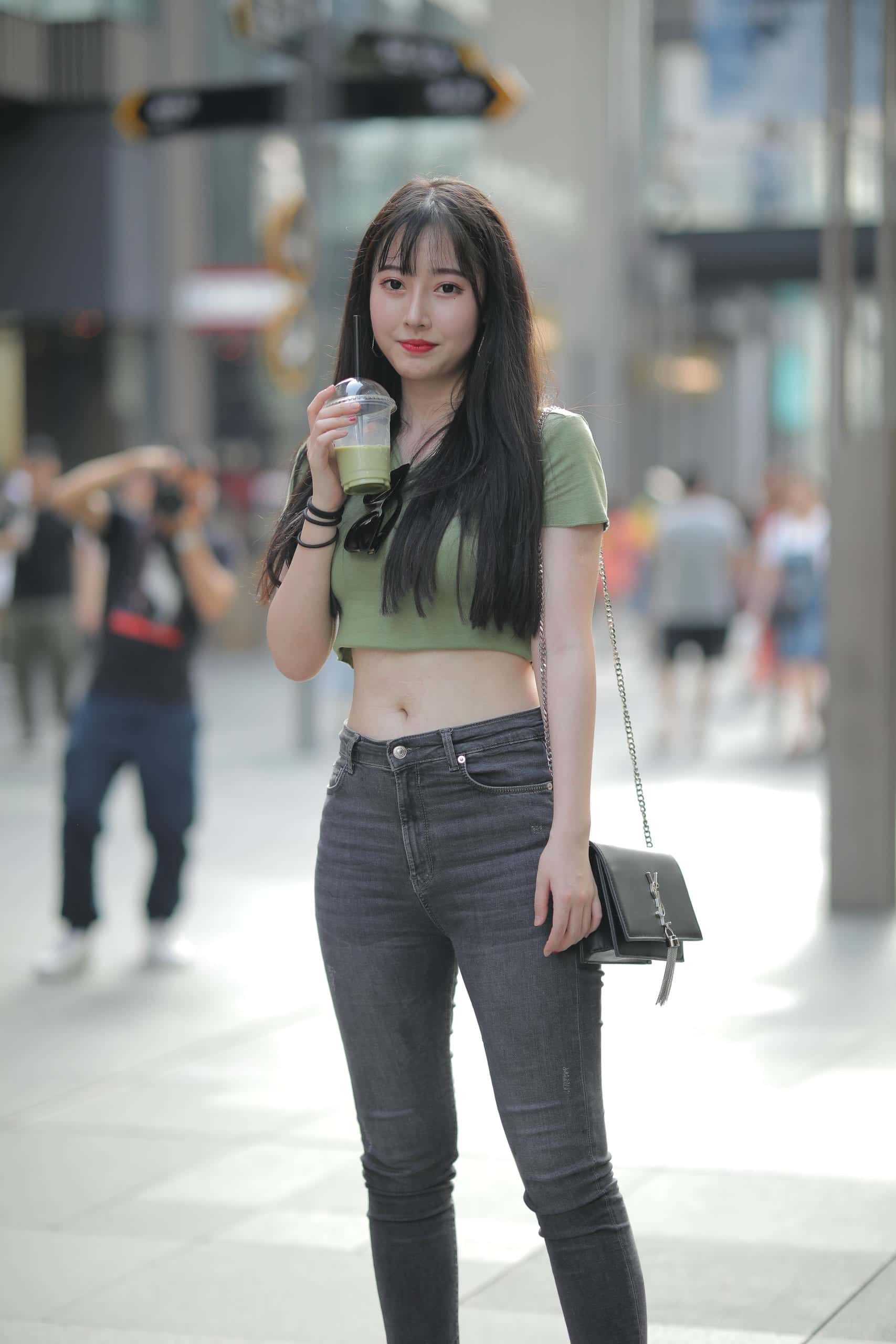 甜美靓丽牛仔裤女孩 【106P】J4144-妹妹图库