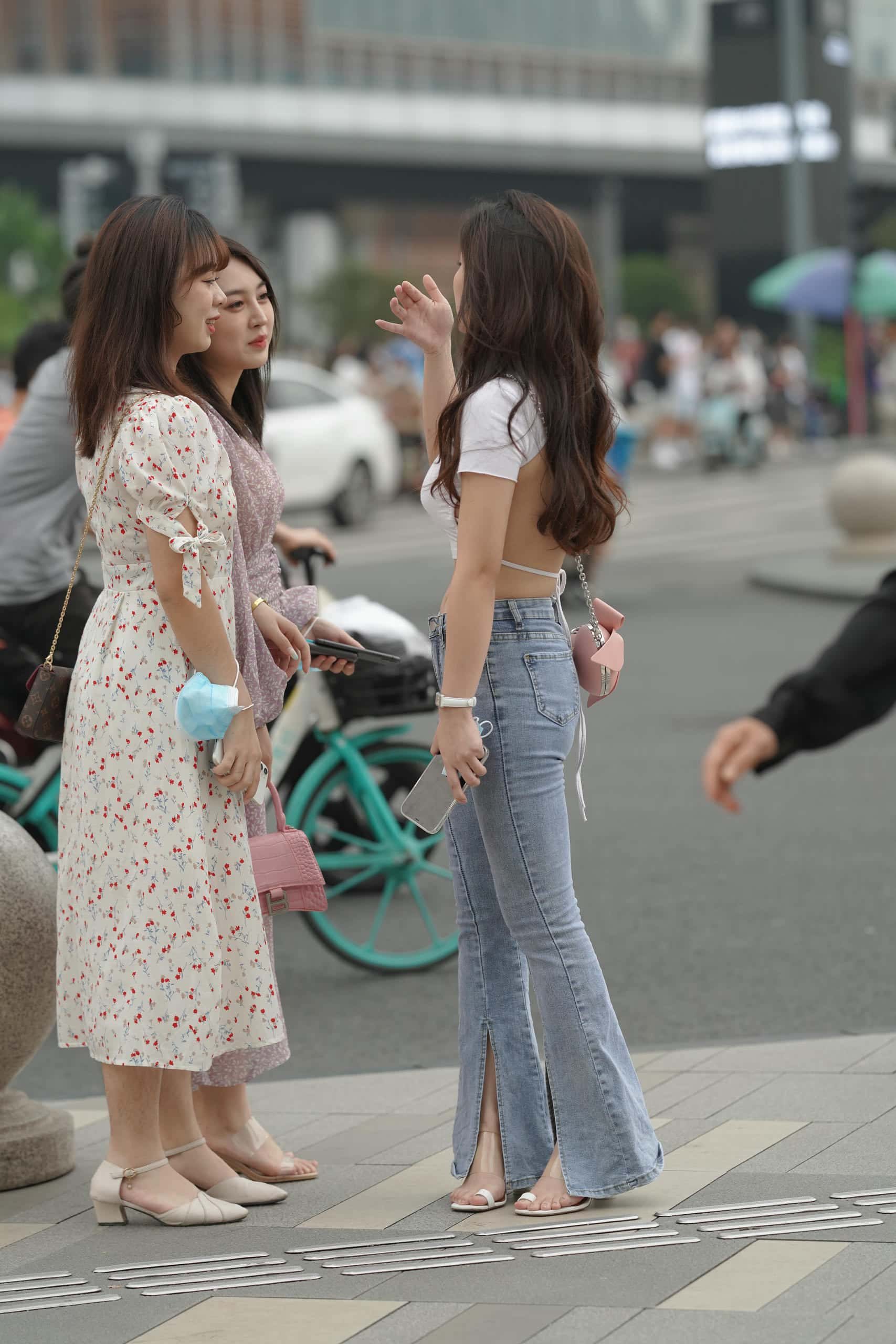 图片[5]-爱笑的蓝色紧身牛仔裤妹子【137P】P0220-妹妹图库